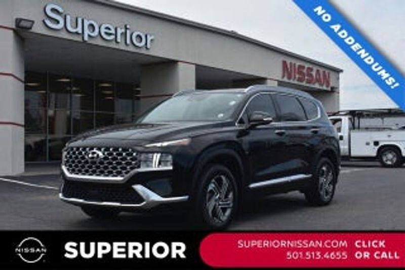 2023 Hyundai Santa FE — a typically priced live listing