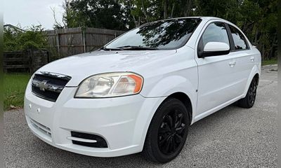 2009 Chevrolet Aveo Base LS