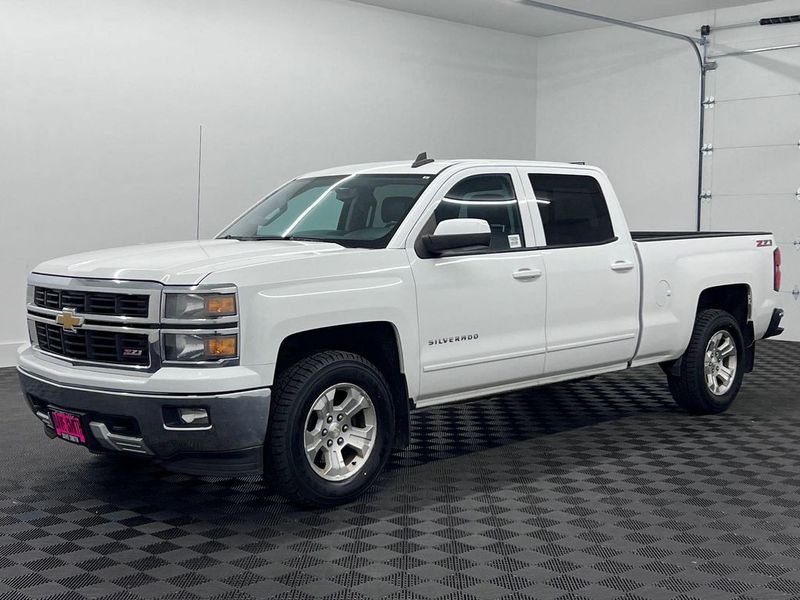 2015 Chevrolet Silverado — a typically priced live listing
