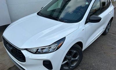 2023 Ford Escape ST Line