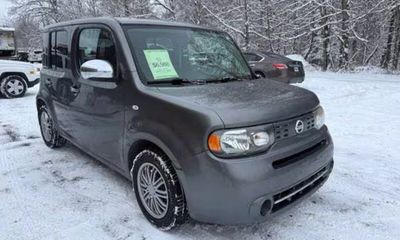 2012 Nissan Cube 18 S