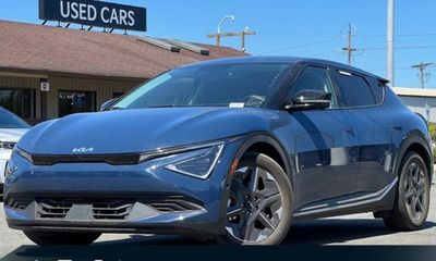 2025 Kia EV6 Light Long Range