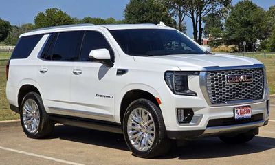 2023 GMC Yukon Denali