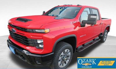 2026 Chevrolet Silverado HD Custom
