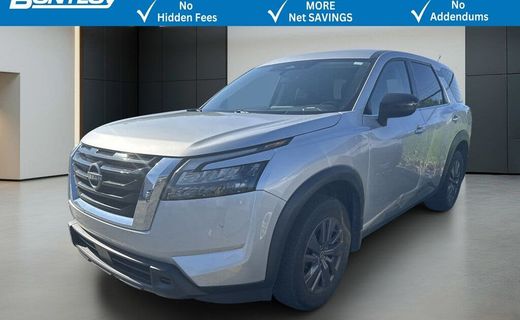 2023 Nissan Pathfinder S