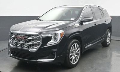 2023 GMC Terrain Denali