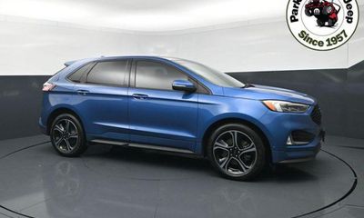 2020 Ford Edge ST
