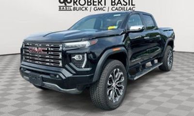 2023 GMC Canyon Denali