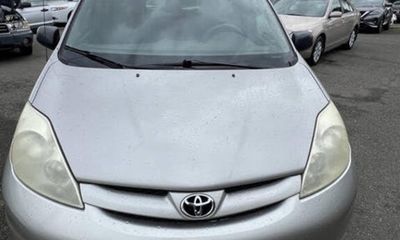 2006 Toyota Sienna CE 7 Passenger