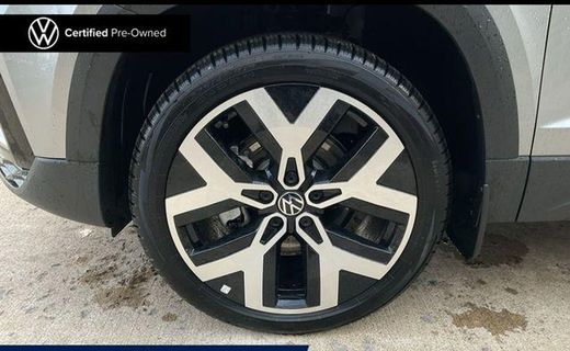 2023 Volkswagen Taos 4MOTION SEL