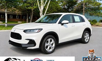2024 Honda HR-V LX