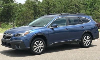2022 Subaru Outback Premium