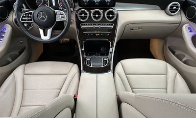 2022 Mercedes-Benz GLC-Class GLC300