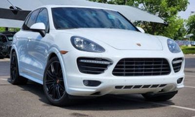 2013 Porsche Cayenne GTS