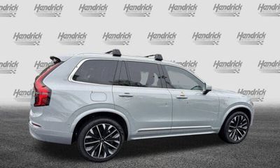 2026 Volvo XC90 Plus Bright