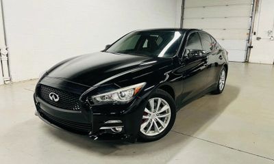 2015 Infiniti Q50 Base