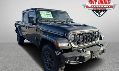 2025 Jeep Gladiator Sport