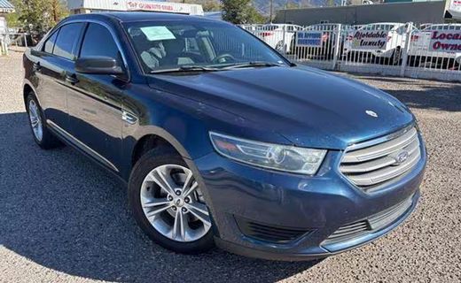 2017 Ford Taurus SE