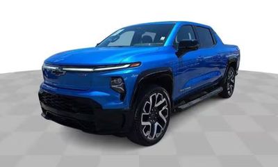 2025 Chevrolet Silverado 3SP RST