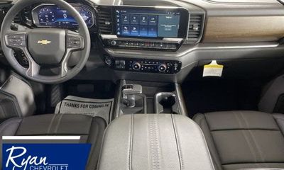 2023 Chevrolet Silverado High Country