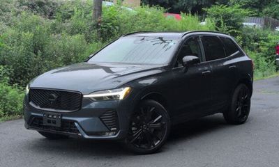 2026 Volvo XC60 Ultra Black Edition