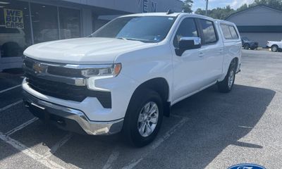 2022 Chevrolet Silverado LT