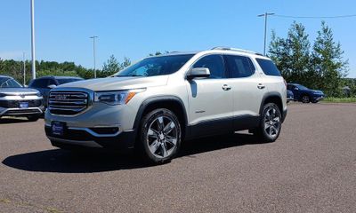 2017 GMC Acadia SLT 2