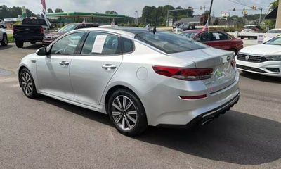 2020 Kia Optima EX
