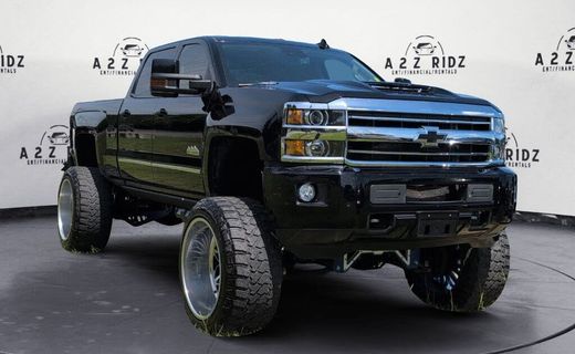 2019 Chevrolet Silverado HD High Country