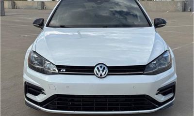 2019 Volkswagen Golf R Base