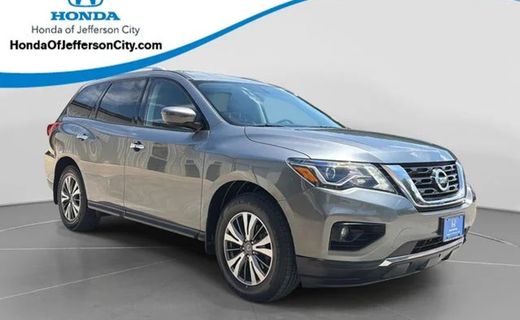 2020 Nissan Pathfinder SV