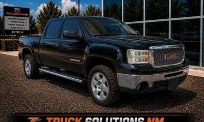 2011 GMC Sierra SLE