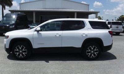 2022 GMC Acadia SLE