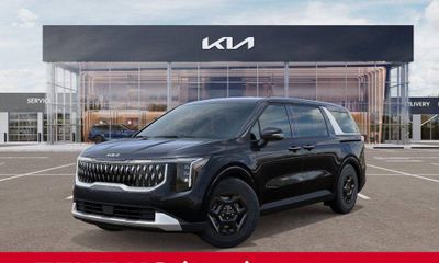 2026 Kia Carnival LX LXS