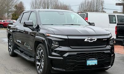 2024 Chevrolet Silverado RST 3SP