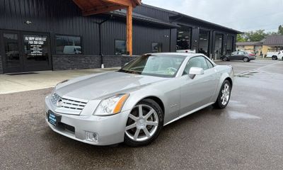 2005 Cadillac XLR Base