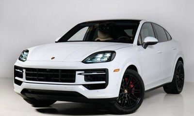 2025 Porsche Cayenne S