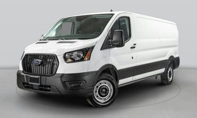 2025 Ford Transit Medium Roof