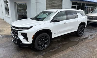 2025 Chevrolet Traverse RS