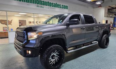 2018 Toyota Tundra SR5