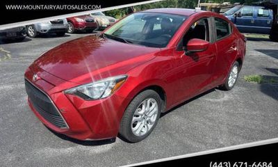 2017 Toyota Yaris IA Base