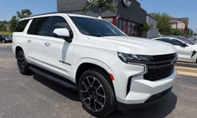 2021 Chevrolet Suburban RST