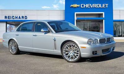 2008 Jaguar XJ Super V8