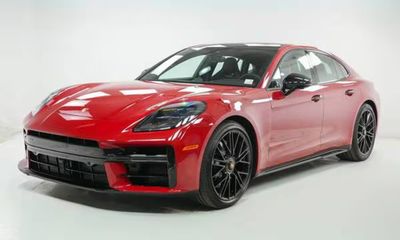 2026 Porsche Panamera GTS