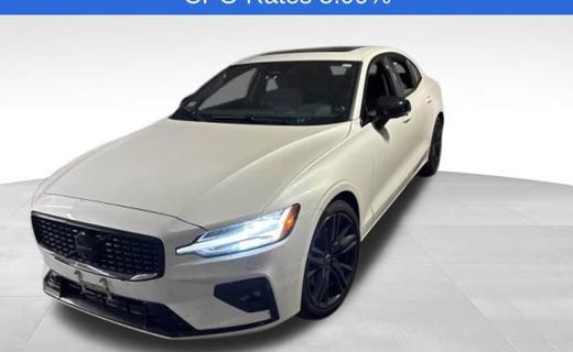 2024 Volvo S60 Plus Black Edition