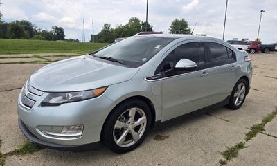2012 Chevrolet Volt Premium