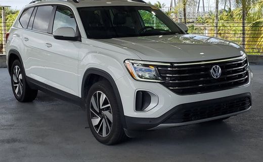 2025 Volkswagen Atlas SE