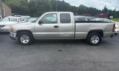 2004 GMC Sierra Work Truck
