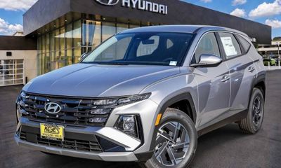 2026 Hyundai Tucson Blue SE