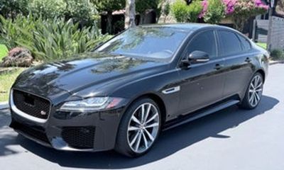 2017 Jaguar XF S